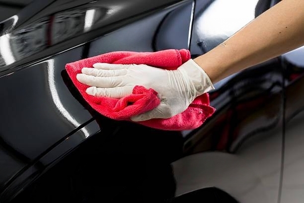 Advantages of ceramic coating for paint protection in cars